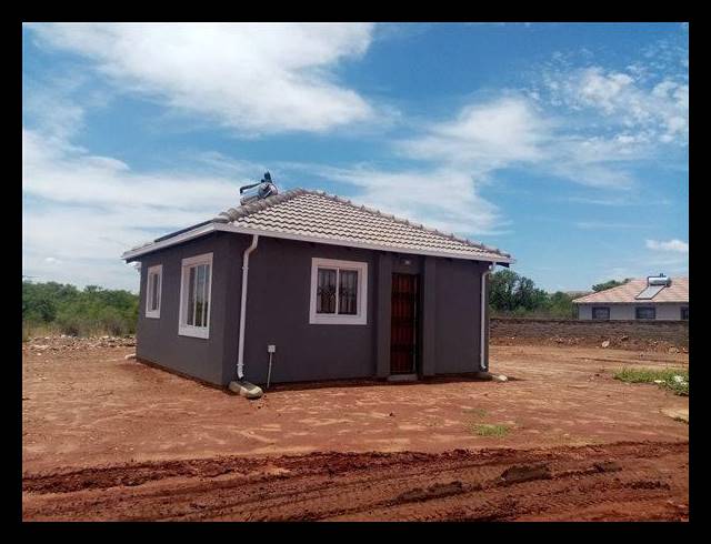 2 BEDROOM HOUSE FOR SALE IN SHARON PARK